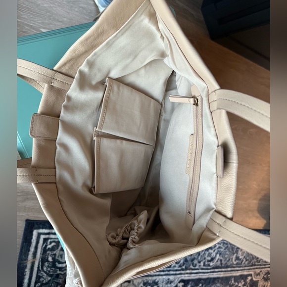 Lucky Brand Purse Womens Macadamia Aeyn Oversized Tote Knot Tassels Leather Bag - Picture 4 of 4